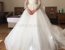 Продается свадебное платье от Grach Couture