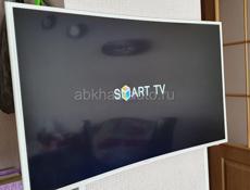 Samsung smart TV 108см изогнутый