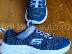 Кроссовки Sketchers 28,5 р 