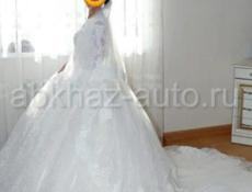 Свадебное платье, пышное 