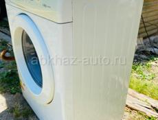 Продам стиральную машинку Samsung 5кг