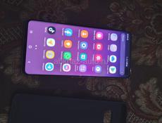 Samsung  Galaxy S10 + в отличном состоянии, 