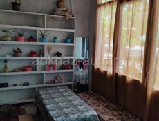 Продажа,часть жилого дома в центре Сухума, Абхазия, 500 м от моря