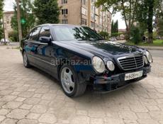 Mercedes-Benz E-Класс