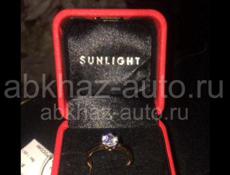 Продам золотое кольцо. 16 размер 1.69 грамм...очень красивое кольцо...не мой размер за это продаю..15т.