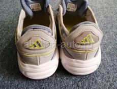 Кроссовки Adidas 44размер