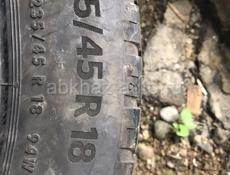 Продаются 235/45 r18 