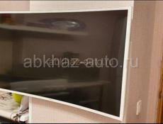 Изогнутый 40" Samsung smart TV 