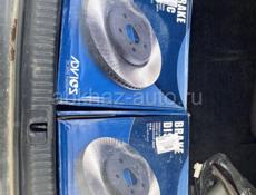 Задние тормозные диски ADVICS  A6R082B