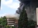 Пожар в здании бывшей кондитерской фабрики в Сухуме.