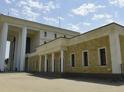 Посольство России в Абхазии временно не будет вести прием граждан
