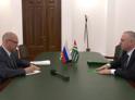 Президент Абхазии Бадра Гунба встретился с первым заместителем руководителя Администрации Президента России Сергеем Кириенко. 